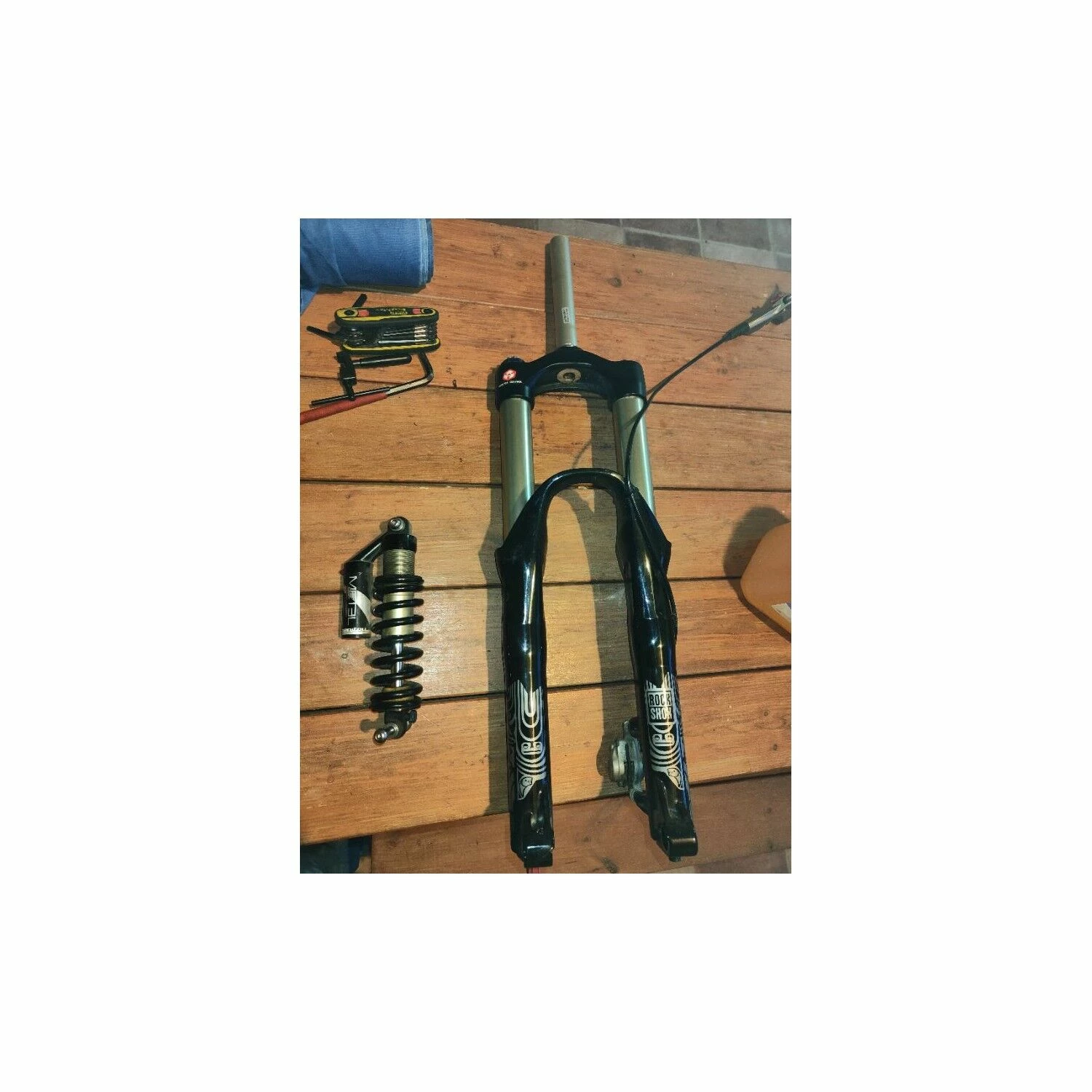 Amortisseurs Manitou 2 Amortisseurs Manitou – Image 2