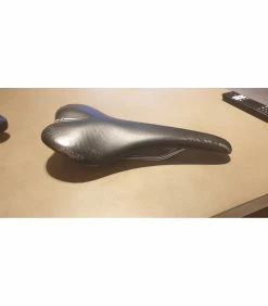 Autre Marque Autres Pièces -Autres pièces Soldes selles race 3