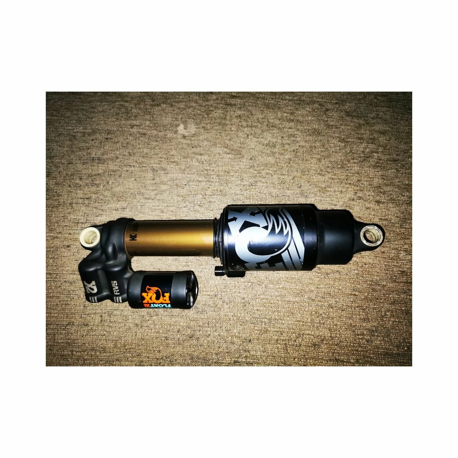 Amortisseurs Fox 1 Amortisseurs Fox