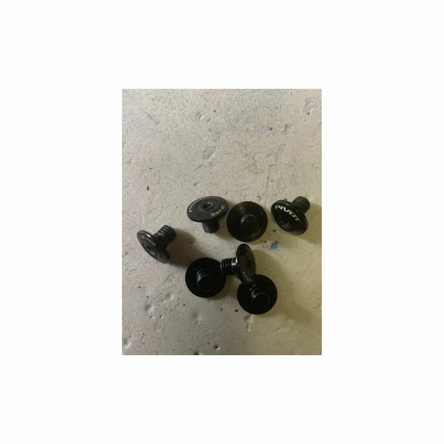 Autres Pièces 1 Autres Pièces