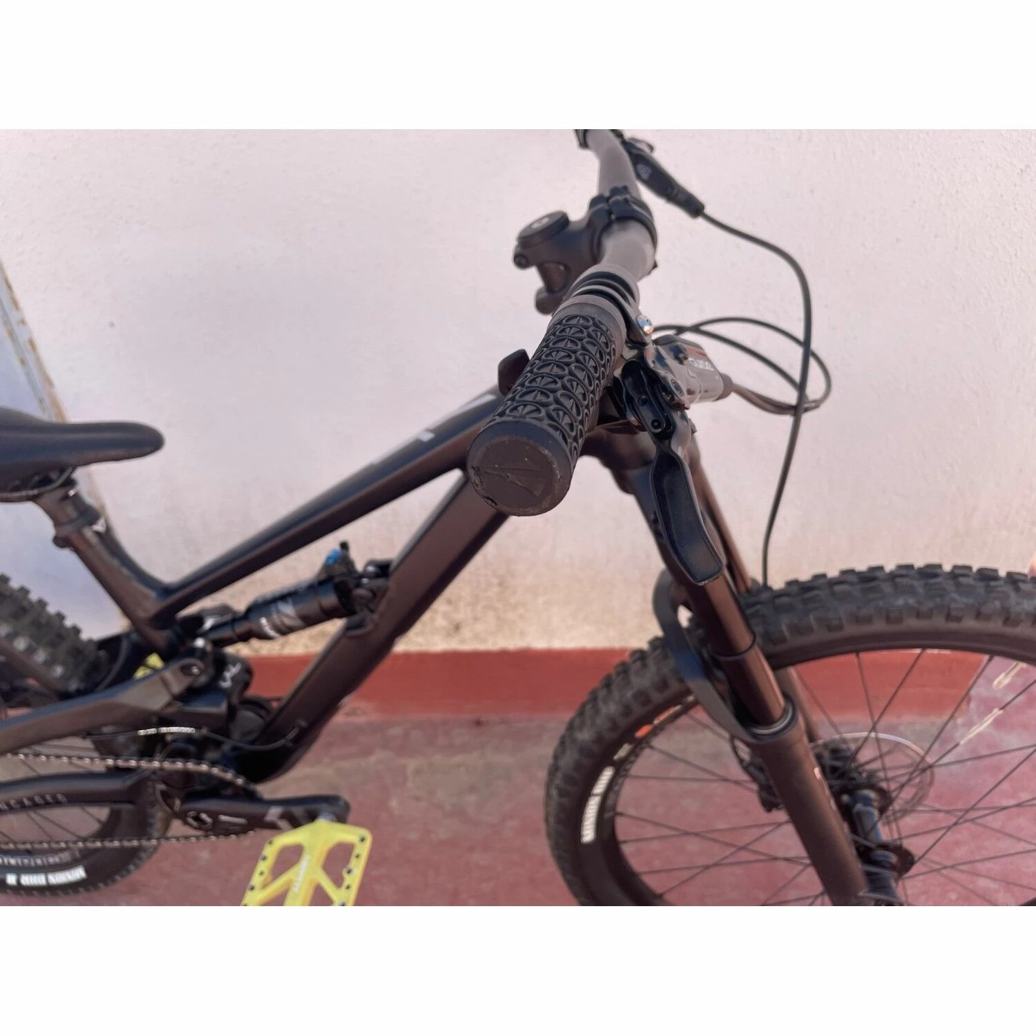 VTT Enfants YT Industries - 24" 1 VTT Enfants YT Industries - 24"